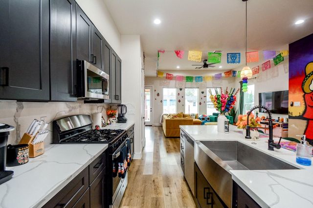 1504 Evelyn Street, Houston, TX 77009