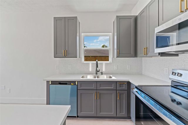 5605 Tommye Street A B, Houston, TX 77028