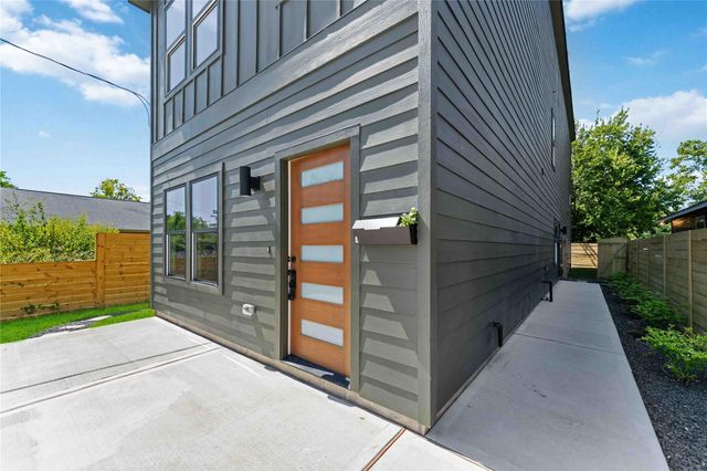 5605 Tommye Street A B, Houston, TX 77028