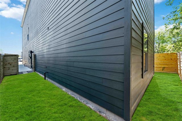 5605 Tommye Street A B, Houston, TX 77028