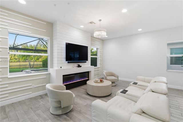 15943 Whippoorwill Circle, Westlake, FL 33470