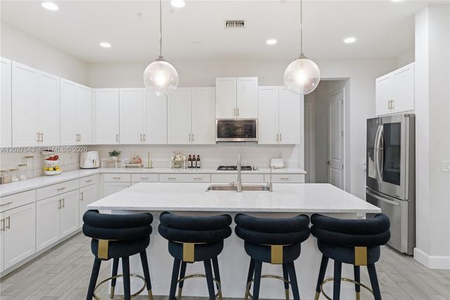 15943 Whippoorwill Circle, Westlake, FL 33470