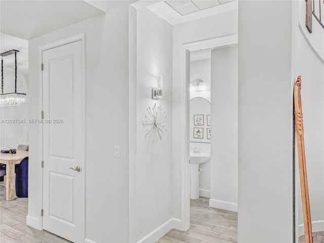 15943 Whippoorwill Circle, Westlake, FL 33470