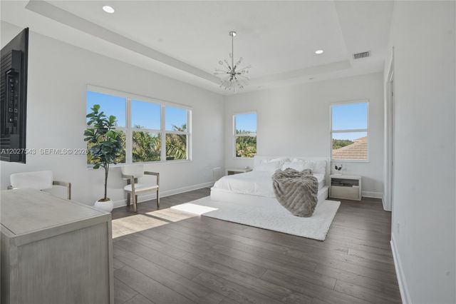 15943 Whippoorwill Circle, Westlake, FL 33470