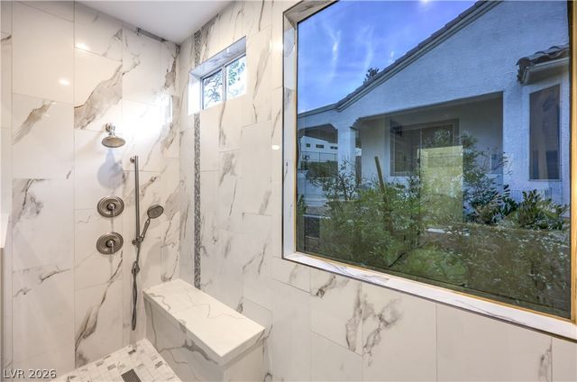 2072 Crown View Street, Henderson, NV 89052