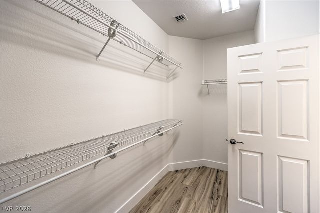 2072 Crown View Street, Henderson, NV 89052