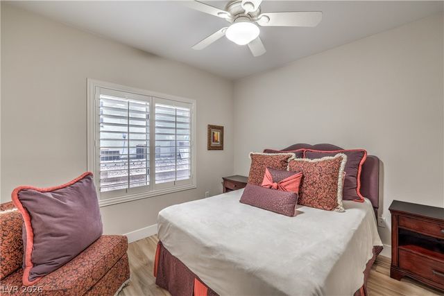 2072 Crown View Street, Henderson, NV 89052