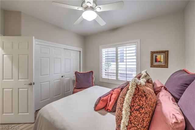 2072 Crown View Street, Henderson, NV 89052