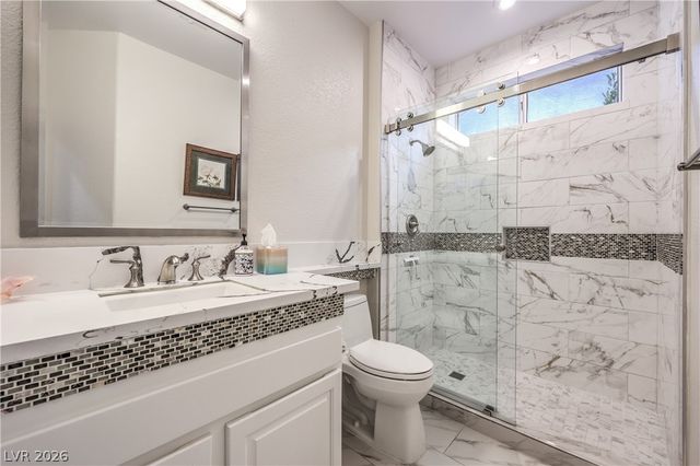 2072 Crown View Street, Henderson, NV 89052