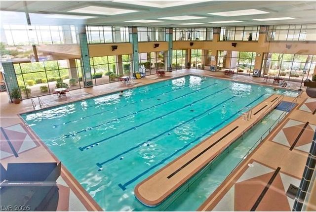 2072 Crown View Street, Henderson, NV 89052