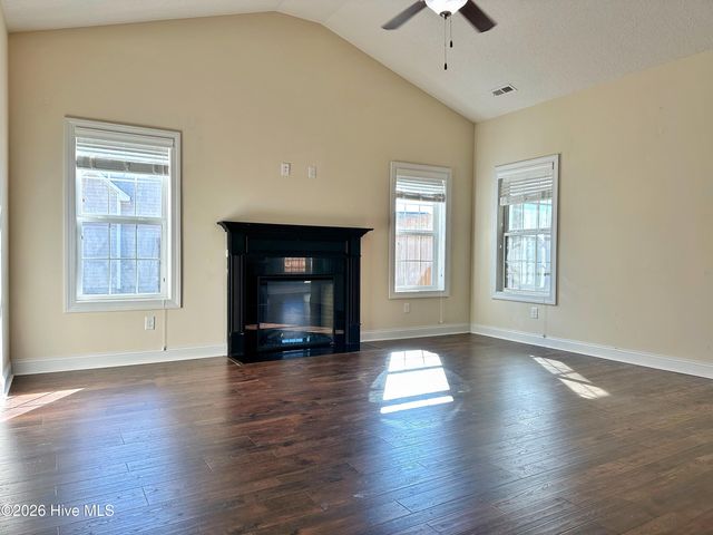 301 Old Snap Dragon Court, Jacksonville, NC 28546