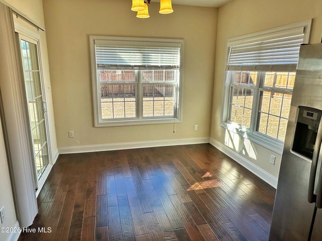 301 Old Snap Dragon Court, Jacksonville, NC 28546