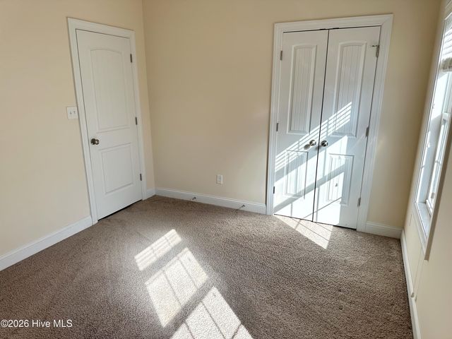 301 Old Snap Dragon Court, Jacksonville, NC 28546