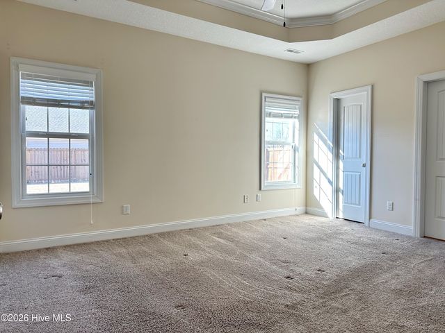 301 Old Snap Dragon Court, Jacksonville, NC 28546