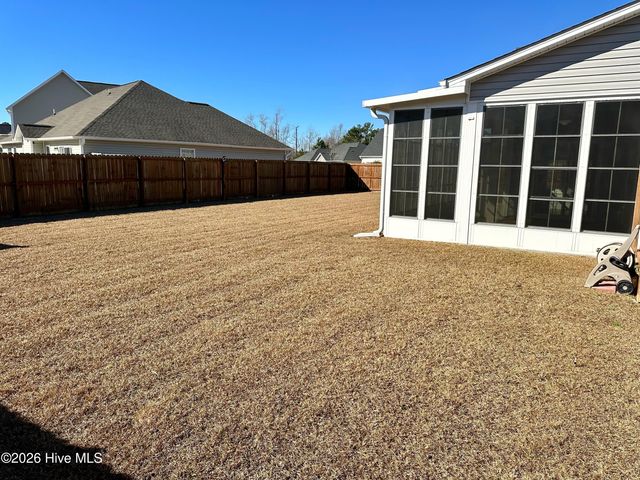 301 Old Snap Dragon Court, Jacksonville, NC 28546