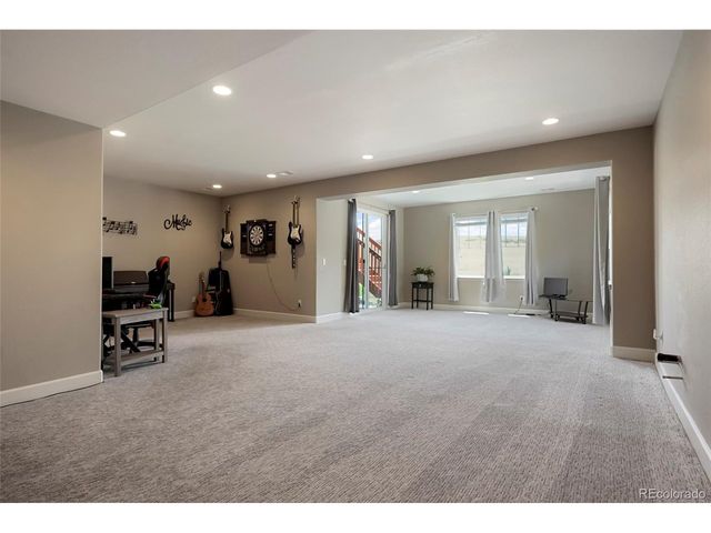 6040 Clover Ridge Cir, Castle Rock, CO 80104