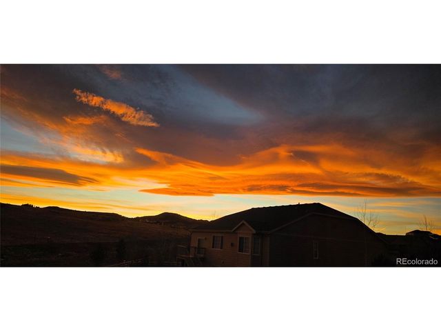 6040 Clover Ridge Cir, Castle Rock, CO 80104
