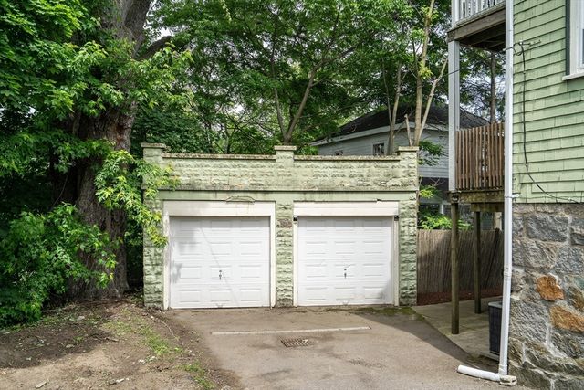 419 Belgrade Ave 2, Boston, MA 02132
