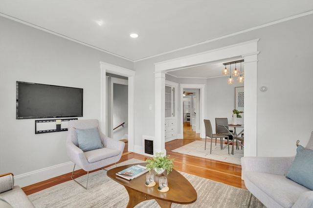 419 Belgrade Ave 2, Boston, MA 02132