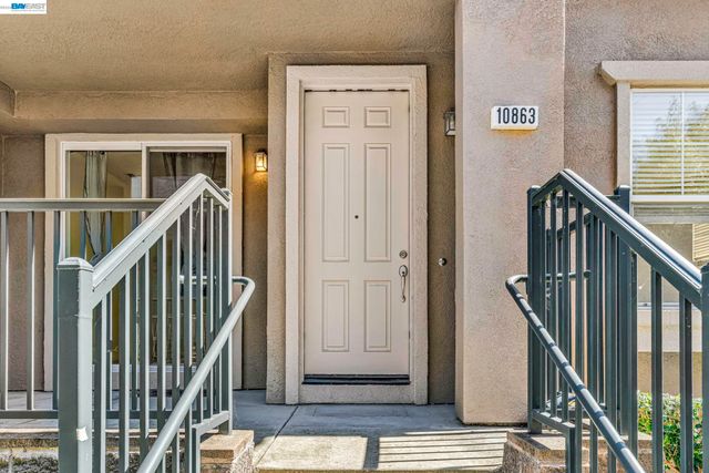 10863 Packard St 157, Oakland, CA 94603