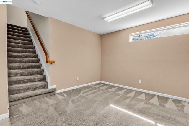 10863 Packard St 157, Oakland, CA 94603