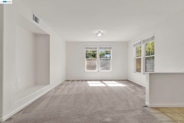 10863 Packard St 157, Oakland, CA 94603