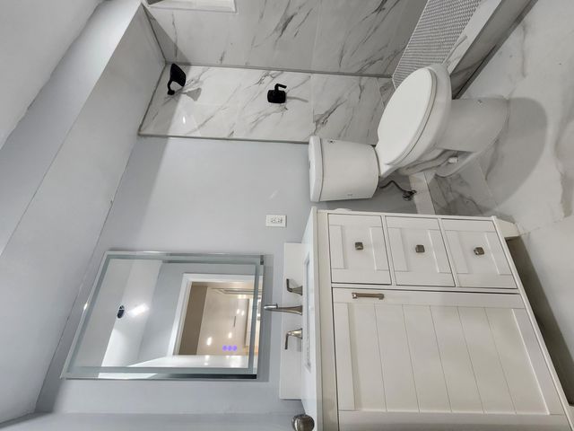 485 N Pine Island Road A204, Plantation, FL 33324