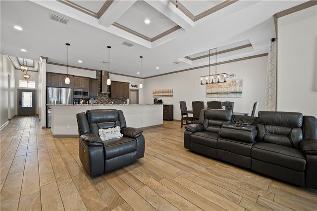 7233 Latitude St, Corpus Christi, TX 78414