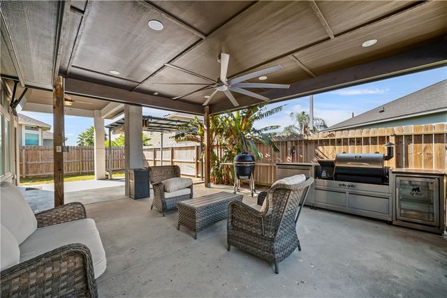 7233 Latitude St, Corpus Christi, TX 78414