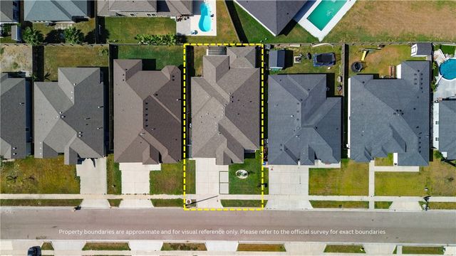 7233 Latitude St, Corpus Christi, TX 78414