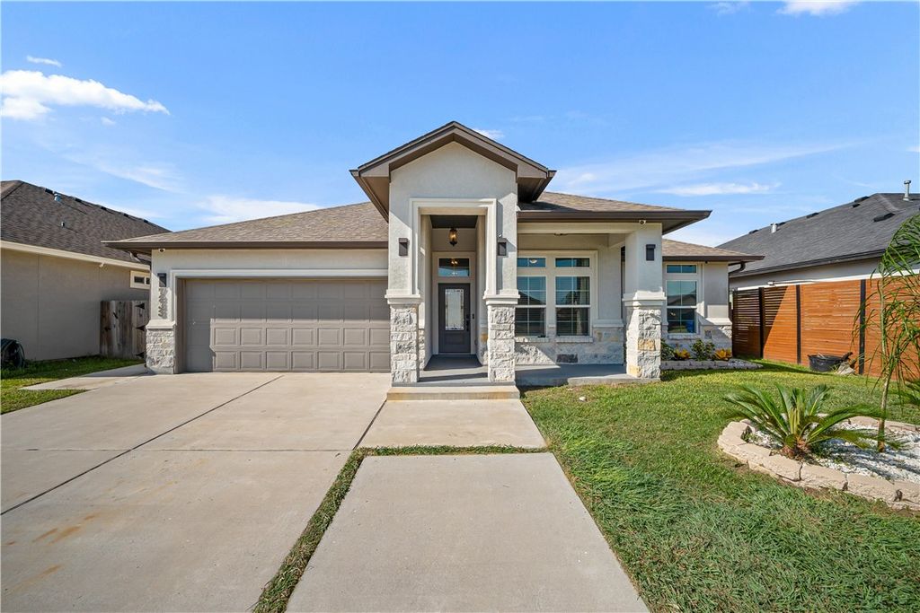 7233 Latitude St, Corpus Christi, TX 78414