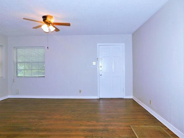 1010 Denton Street, Denton, TX 76201