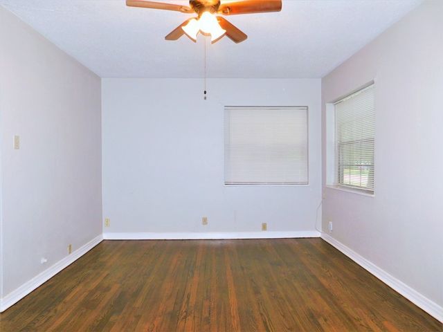 1010 Denton Street, Denton, TX 76201