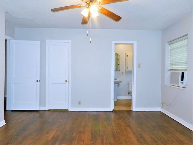 1010 Denton Street, Denton, TX 76201