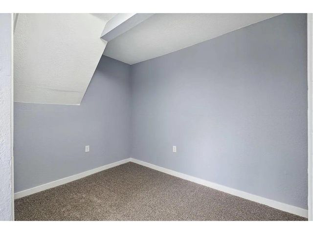 2723 Dupont Avenue N, Minneapolis, MN 55411