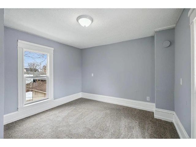 2723 Dupont Avenue N, Minneapolis, MN 55411