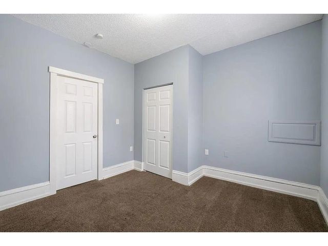 2723 Dupont Avenue N, Minneapolis, MN 55411