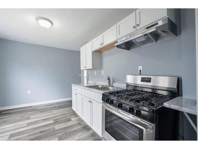 2723 Dupont Avenue N, Minneapolis, MN 55411