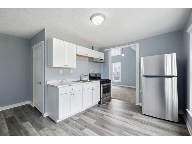 2723 Dupont Avenue N, Minneapolis, MN 55411