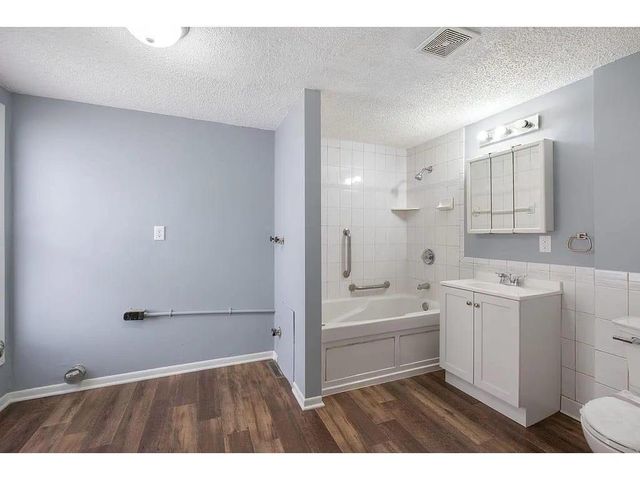 2723 Dupont Avenue N, Minneapolis, MN 55411