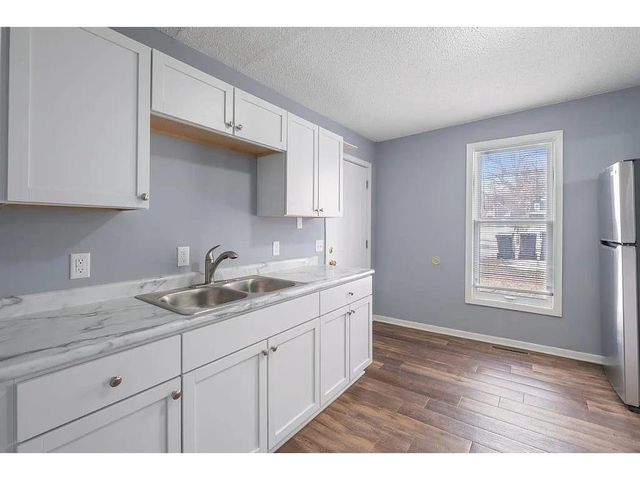 2723 Dupont Avenue N, Minneapolis, MN 55411