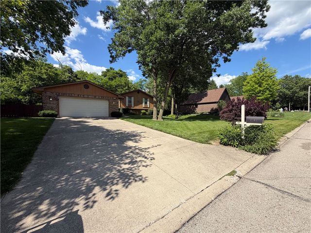 2709 Pine Valley Court, Butler Twp, OH 45414