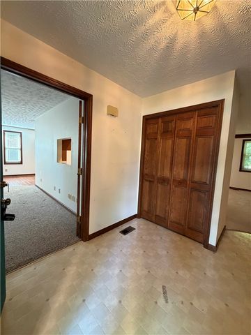 2709 Pine Valley Court, Butler Twp, OH 45414