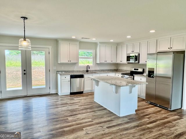 7269 Sandy Cross Road, Carnesville, GA 30521