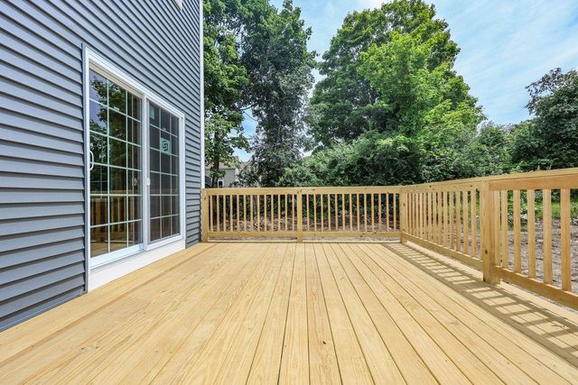 21 Saint Anthonys Road, Wakefield, NH 03872
