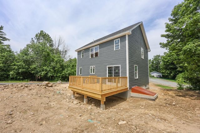 21 Saint Anthonys Road, Wakefield, NH 03872
