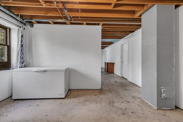 1825 Frontage Road N, Waite Park, MN 56387