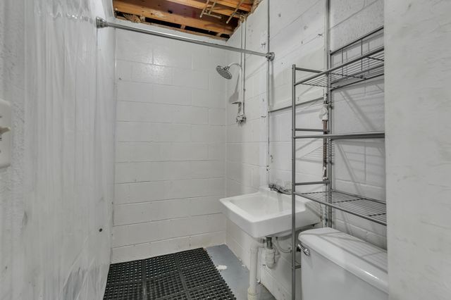 1825 Frontage Road N, Waite Park, MN 56387