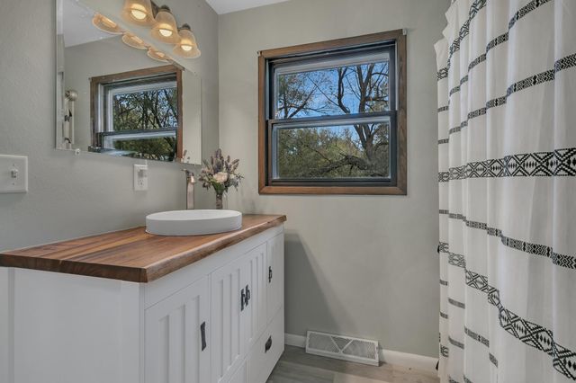 1825 Frontage Road N, Waite Park, MN 56387