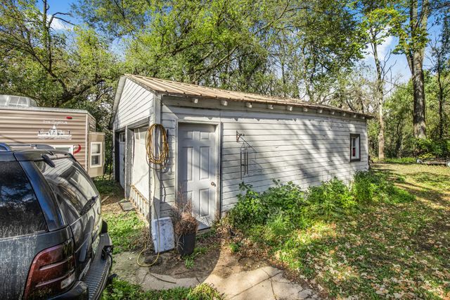 1825 Frontage Road N, Waite Park, MN 56387